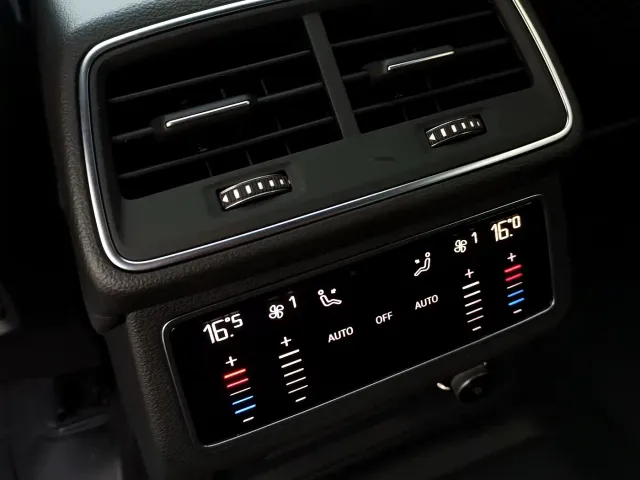 Audi A6L — Фото автомобиля 18