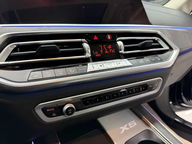 BMW X5 — Фото автомобиля 15