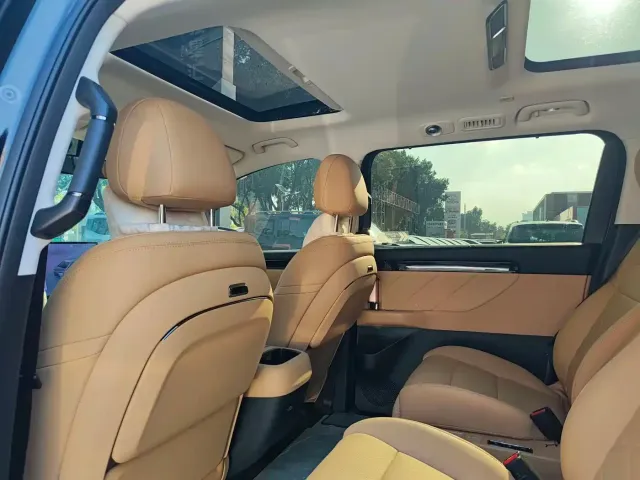 GAC Trumpchi E8 — Фото автомобиля 12