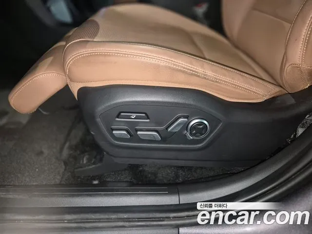 Hyundai Santa Fe MX5 — Фото автомобиля 13