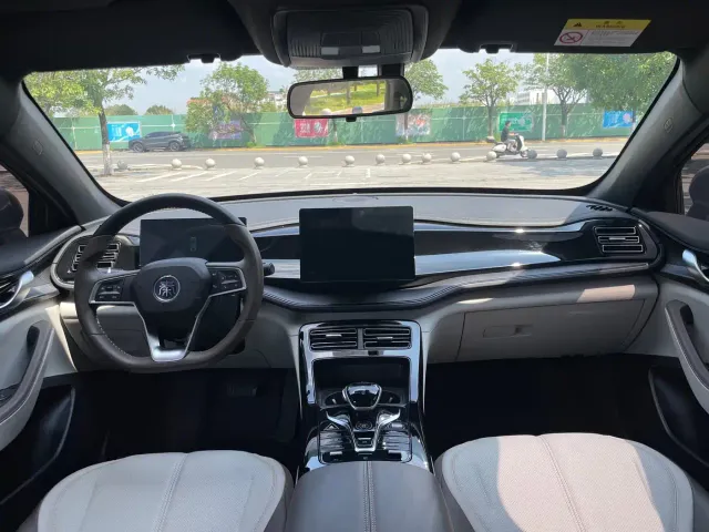 BYD Qin PLUS — Фото автомобиля 16