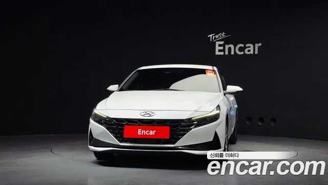 Hyundai Avante CN7 — Фото автомобиля 3