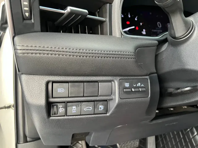 Toyota Avalon — Фото автомобиля 10