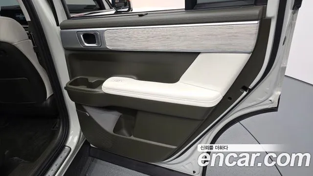Hyundai Santafe Santa Fe (MX5) Бензин 2.5T 4WD — Фото автомобиля 19