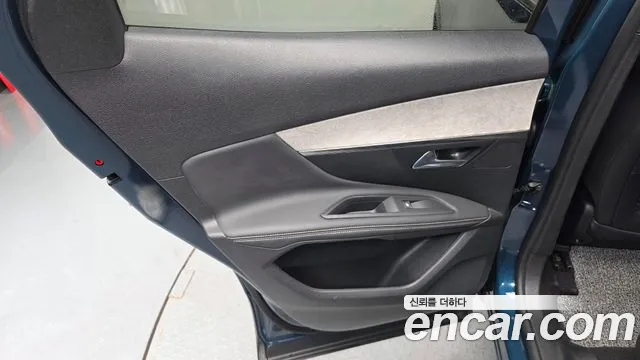 Peugeot 3008 — Фото автомобиля 14