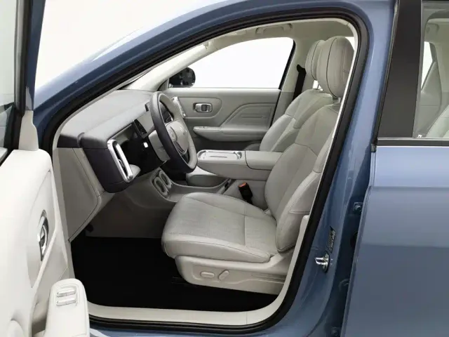 Leapmotor B10 — Фото автомобиля 10