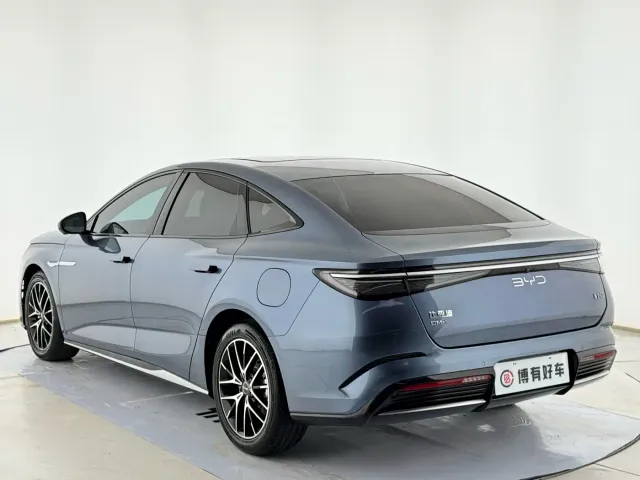 BYD Seal 07 DM-i — Фото автомобиля 11