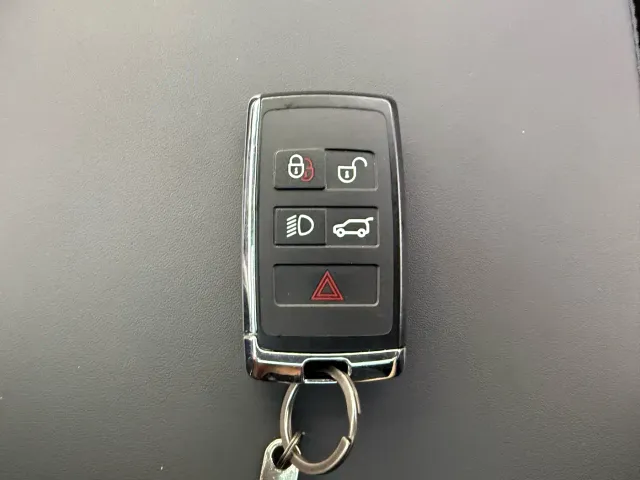 Land Rover Range Rover Sport — Фото автомобиля 21
