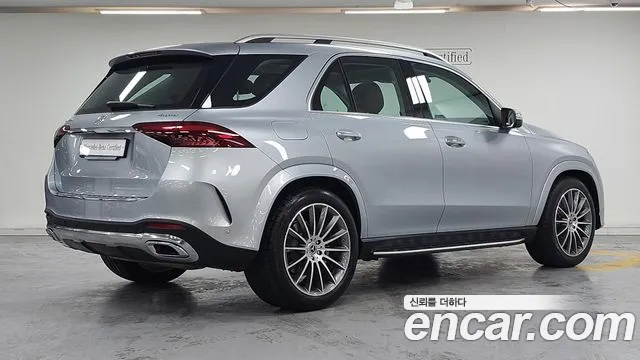 Mercedes-Benz GLE-Class — Фото автомобиля 2
