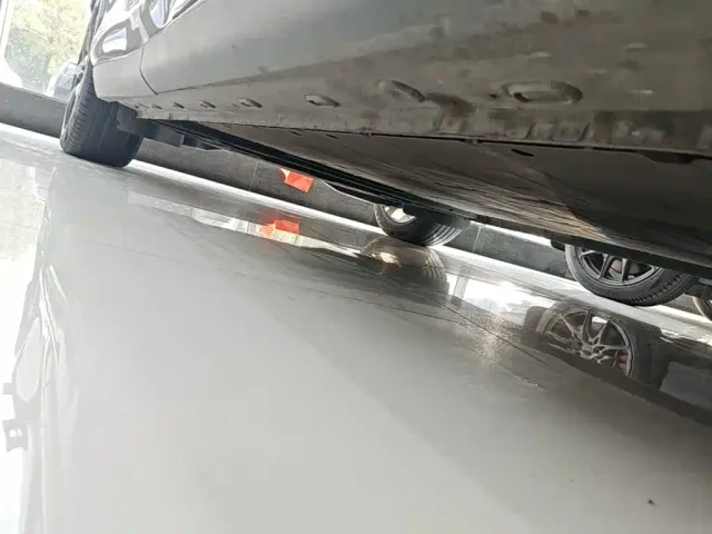 IM Motors LS6 — Фото автомобиля 20