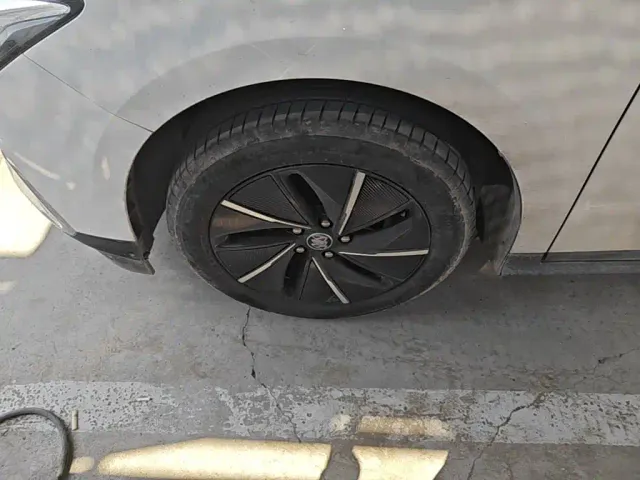 Buick Velite 6 — Фото автомобиля 22