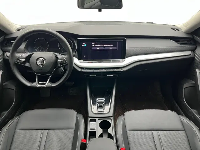 Skoda Octavia — Фото автомобиля 7
