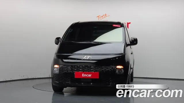Hyundai Staria — Фото автомобиля 3