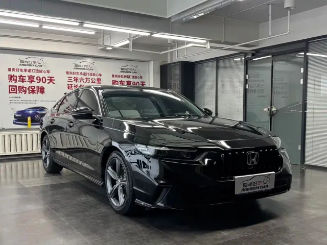 Honda Inspire — Фото автомобиля 3
