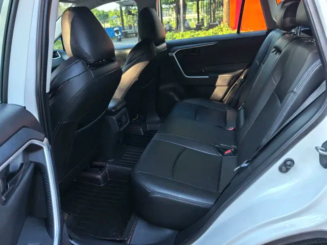 Toyota Wildlander — Фото автомобиля 7