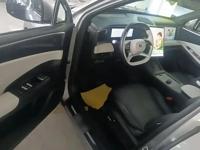Geely Galaxy L7 — Фото автомобиля 15