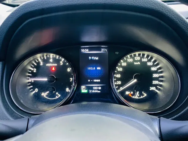 Nissan X-Trail — Фото автомобиля 7