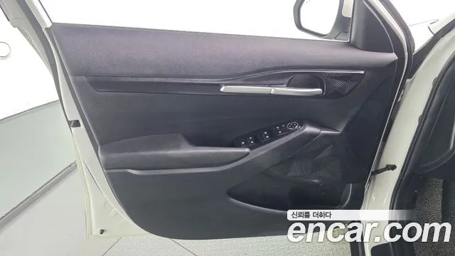 Kia Seltos Бензин 1.6 турбо 2WD — Фото автомобиля 24