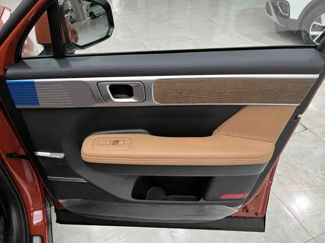 Hyundai Santa Fe — Фото автомобиля 18