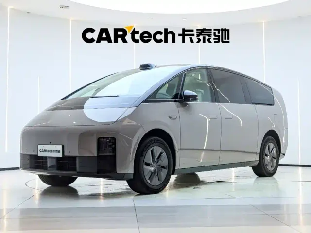 Li Auto MEGA — Фото автомобиля 7
