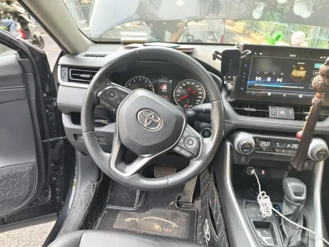 Toyota Wildlander — Фото автомобиля 6