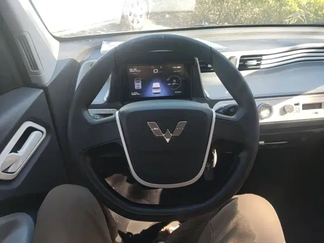 Wuling Hongguang Mini EV — Фото автомобиля 10