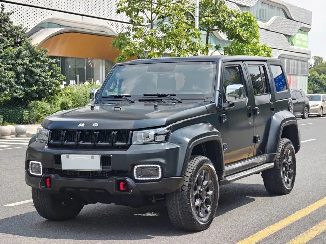 Фотография автомобиля — BAIC BJ40