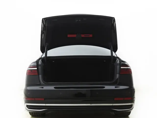 Audi A8 — Фото автомобиля 7