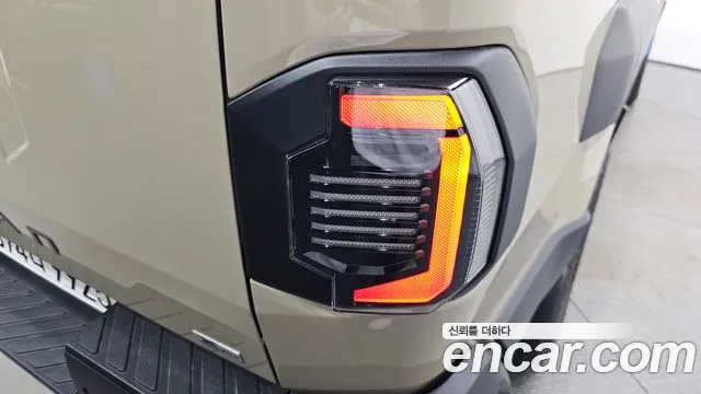 Kia Tasman Tasman 2.5T Бензин 4WD — Фото автомобиля 19