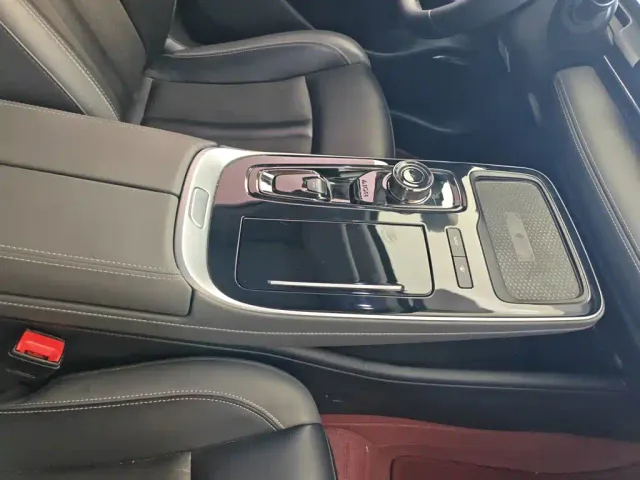GAC Aion S Plus — Фото автомобиля 8