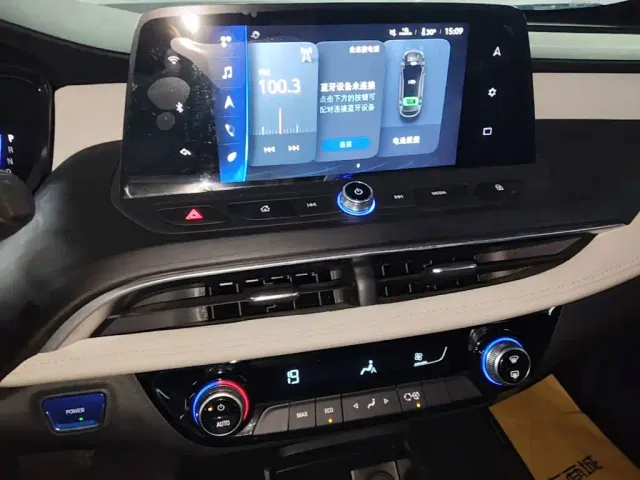 Buick Velite 6 — Фото автомобиля 12