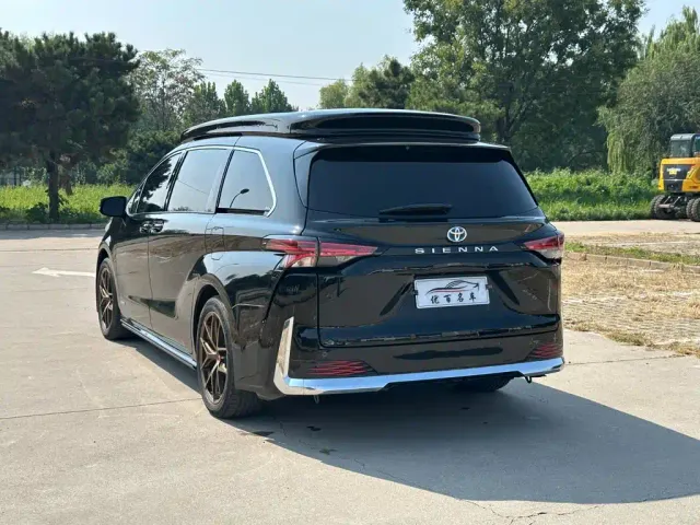 Huadong Auto Huadong Business Van — Фото автомобиля 4
