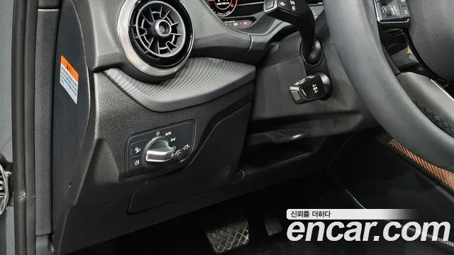 Audi Q2 35 TDI Premium — Фото автомобиля 17