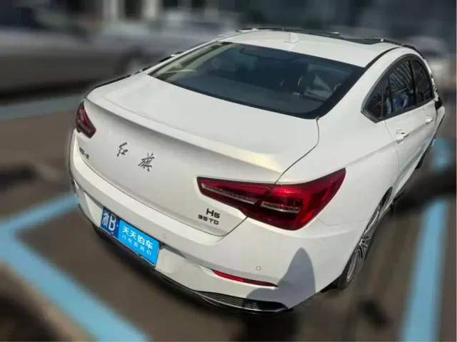 Hongqi H5 — Фото автомобиля 2
