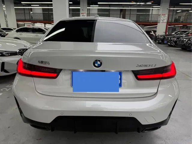 BMW 3 Series — Фото автомобиля 14