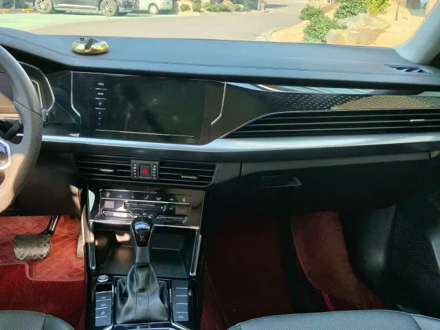 Volkswagen Passat — Фото автомобиля 4