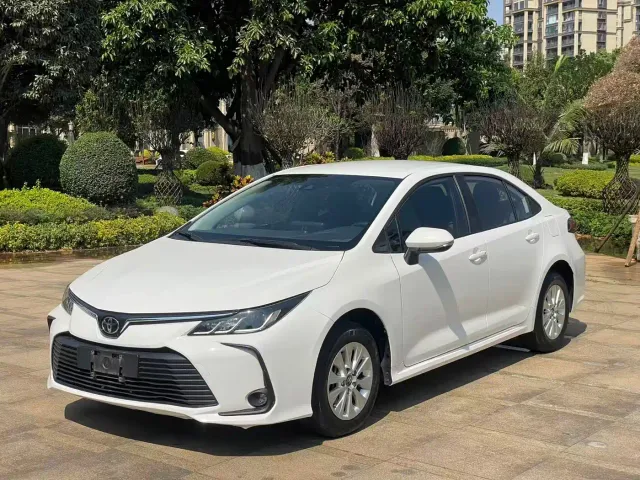 Toyota Corolla — Фото автомобиля 3