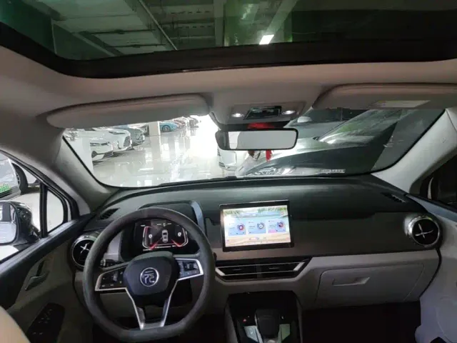 BYD Yuan Pro — Фото автомобиля 17
