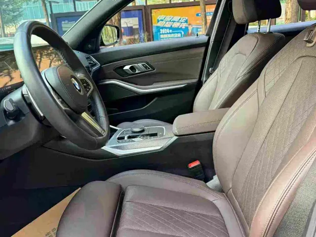 BMW 3 Series — Фото автомобиля 9