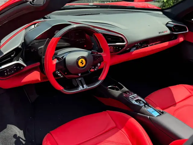 Ferrari 296 — Фото автомобиля 7