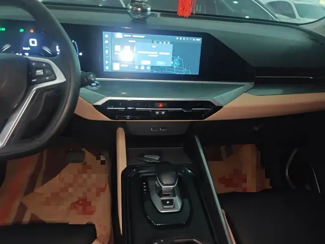 Geely Haoyue PRO — Фото автомобиля 12