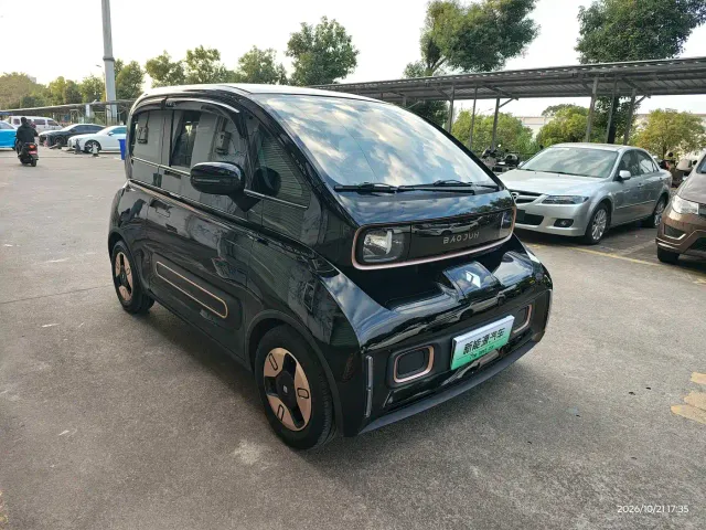 Baojun KiWi EV — Фото автомобиля 3