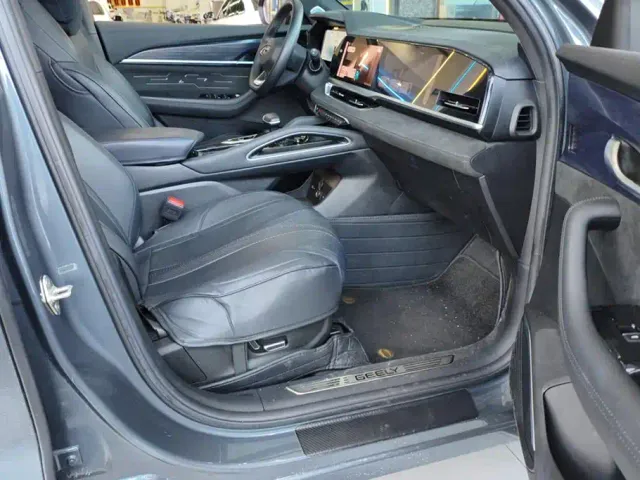 Geely Xingyue L — Фото автомобиля 8