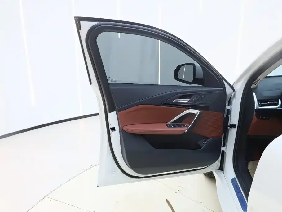 BMW BMW X2 (Import) 2025 sDrive25i M Sport Package — Фото автомобиля 17