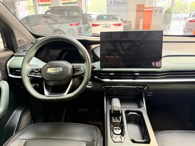 Geely Haoyue L — Фото автомобиля 7