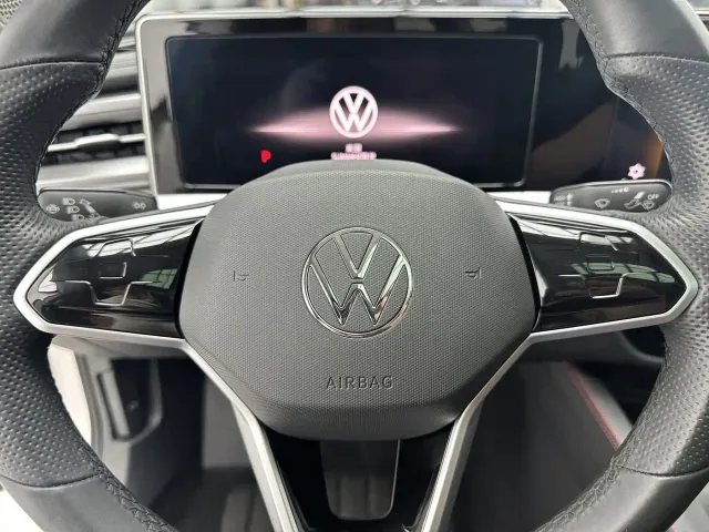 Volkswagen Lamando — Фото автомобиля 14