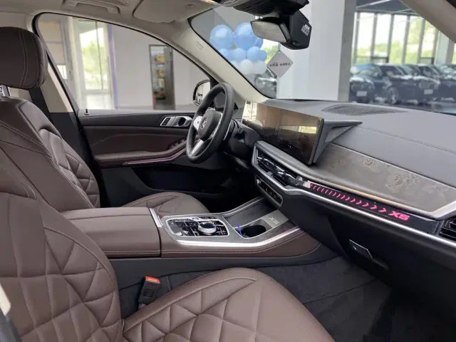 BMW X5 — Фото автомобиля 20