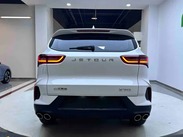 Jetour X70 — Фото автомобиля 8