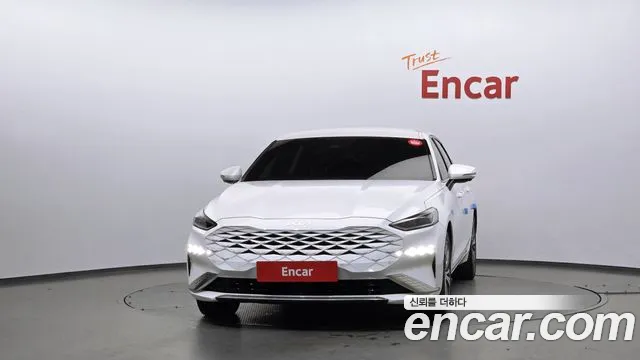 Kia K8 Hybrid — Фото автомобиля 3