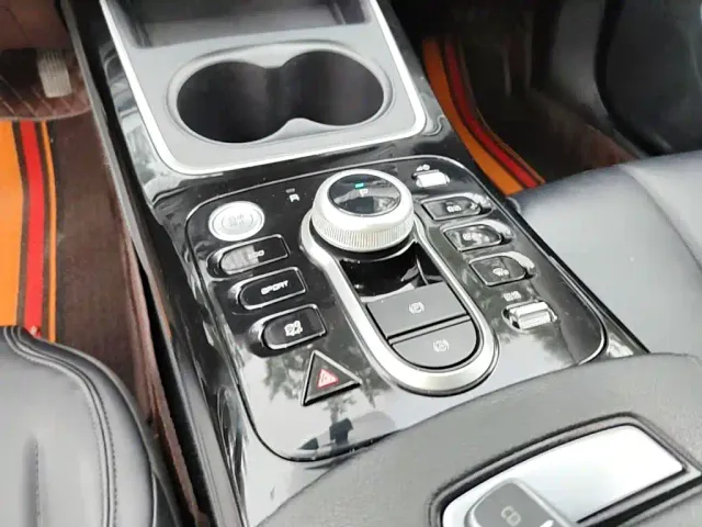 BYD Qin PLUS — Фото автомобиля 13